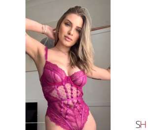 24 year old Brazilian Escort in London .. ALICE♾️ VICTORIA LONDON ., Independent