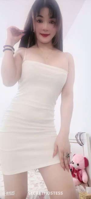 23 year old Asian Escort in Abu Dhabi Lisa, escort