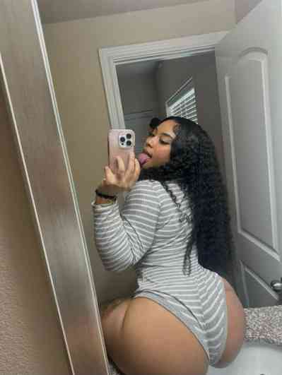 24 year old Escort in Bronx CA Discreet girl available 🥰💖❤️💕😘 add me up on
