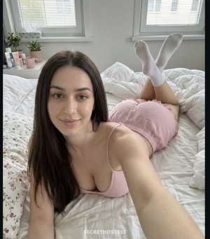 23 year old Asian Escort in Jakarta Qiren, escort