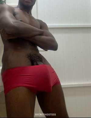 27 year old African Escort in Doha African body therapist 23cm Dick, Male escort