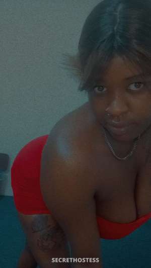 26 year old Escort in Riyadh Elly's, escort