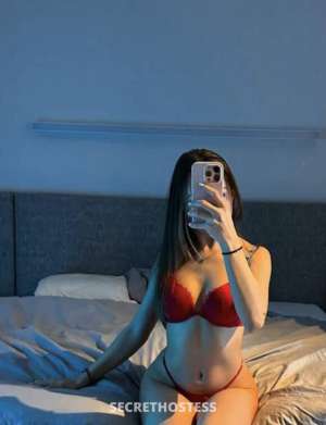 22 year old Caucasian Escort in Oakville European bombshellmAy CauSe ExtrEmE PleAsurE