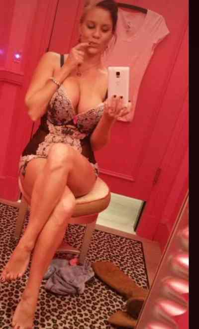 28 year old Caucasian (white) Escort in Bloomington IN Discreet Girl available add me up on telegram @sexyarlene1