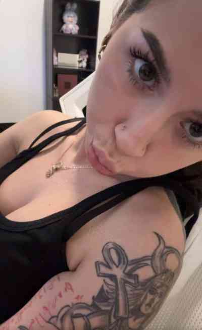 25 year old Escort in Port Charlotte FL Available for outcall FaceTime session, cam sex and hookup