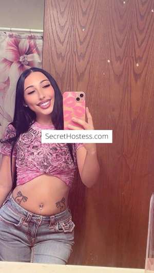 27 year old Escort in Birmingham Hot girl in Birmingham let me know if you need my services