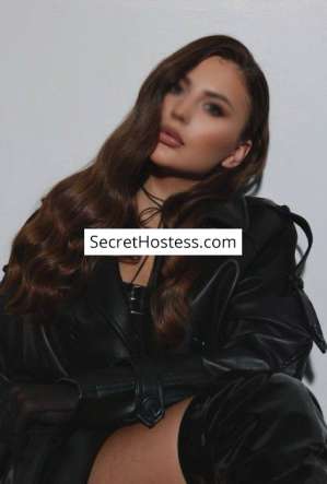 26 year old Latin Escort in Düsseldorf Aleyna, Agency