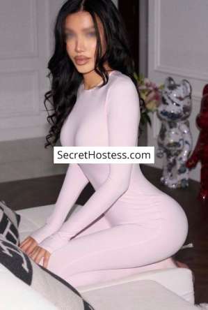 25 year old Caucasian Escort in Cannes Chloe Moreau, Agency