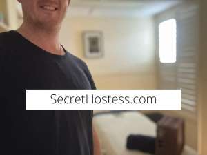 30 year old Chinese Escort in Annerley Massage By Pat