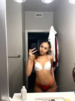LolaBunny 19Yrs Old Escort Austin TX Image - 5