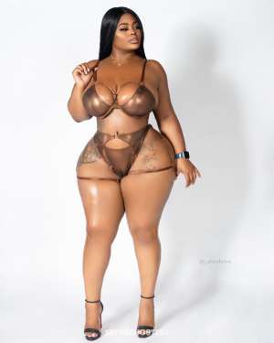 25 year old Escort in Long Island's Most Exquisite Secret 💎…the 