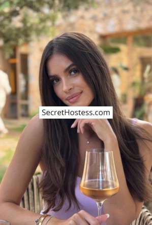 23 year old Asian Escort in Madrid Caroline, Agency