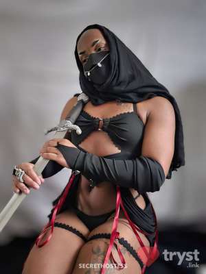 0 year old Escort in Chicago IL Dev R. - Petite &amp; Nerdy
