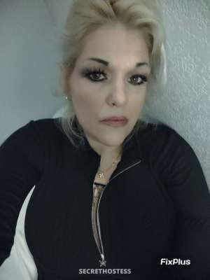 39 year old Escort in Phoenix AZ I 1lllllllzi 7 Dunlap Invite you in dressed up in stockings 