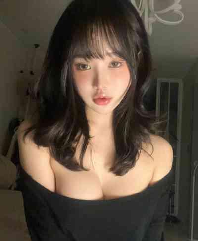 25 year old Escort in Vancouver Sumin