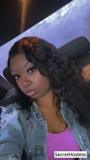 18 year old Escort in Sacramento CA Escort model AMAYA, Sacramento