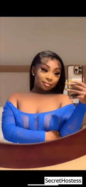22 year old Escort in Seattle WA Escort model Marie, Seattle