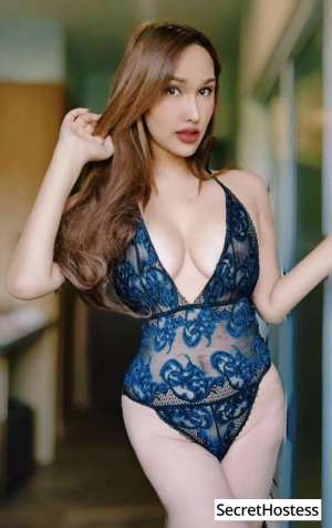 23 year old American Escort in London Escort model Yasmin, London