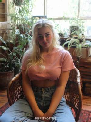 23Yrs Old Escort 154CM Tall Bali Image - 3