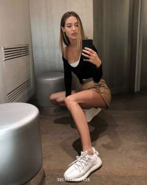 24 year old Escort in Ankara Naomi, escort