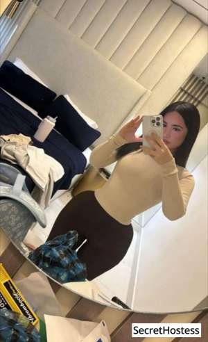 28 year old Asian Escort in Hong Kong Escort model Beeleo, Hong Kong