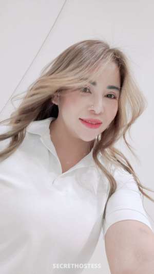 36 year old Asian Escort in Abu Dhabi Veu, masseuse