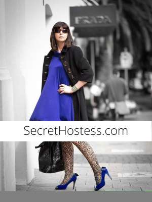 60 year old Escort in Milsons Point A little older