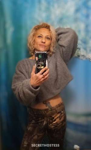 44 year old Escort in Edmonton Let's Have Some Fun