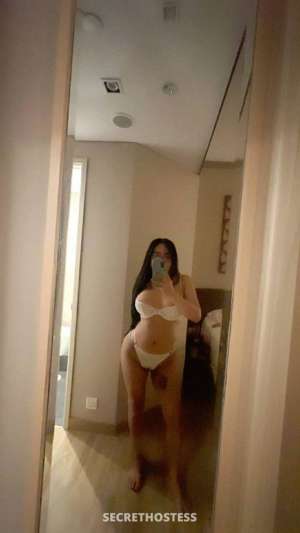 25 year old Asian Escort in Hong Kong Deia, escort