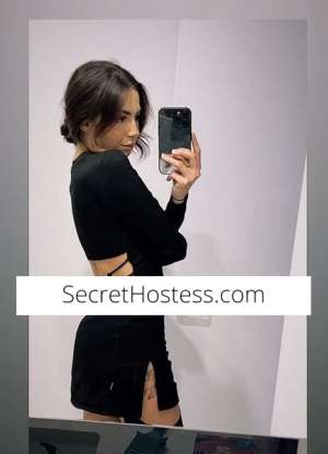 25 year old Australian Escort in West End Oakley