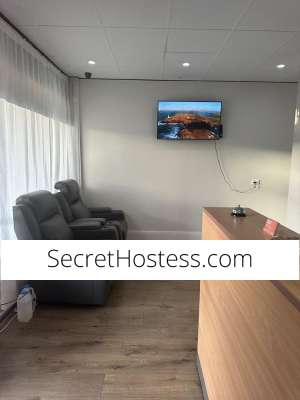 0 year old Escort in Flinders Park Escort Welland