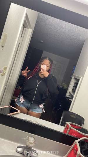 25 year old Escort in Houston TX $60 qv special . let me bend over for you daddy . throat 