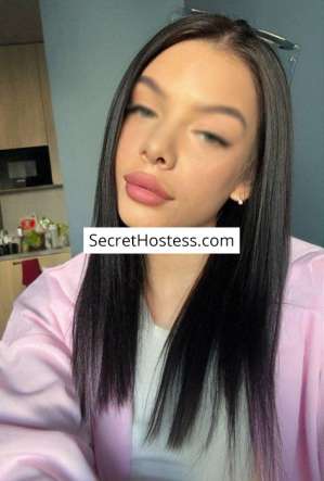 24 year old Caucasian Escort in Dortmund Salma, Agency