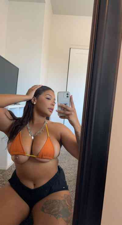 25 year old Escort in Dandenong I’m down for hookup 💦🍇💦 and massage face to face 