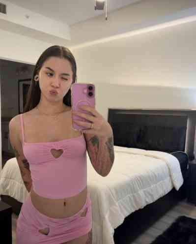 24 year old Escort in Flagstaff AZ Available for outcall FaceTime session, cam sex and hookup