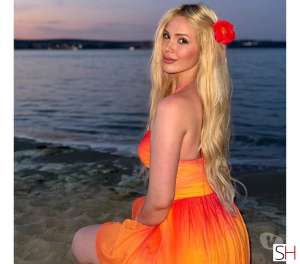 20 year old Escort in Lincoln CHLOE BLONDE BABY . BACK IN LINCOLN .., Independent