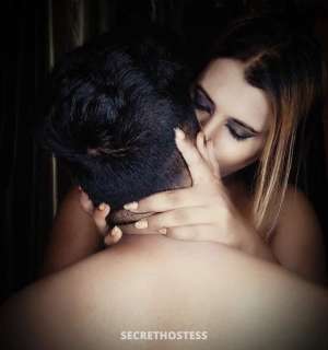 26 year old Indian Escort in Ahmedabad Independent Cam and Real Meet, escort
