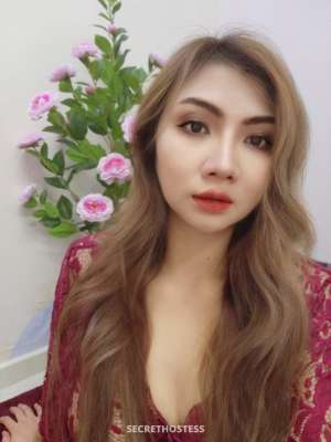 28 year old Asian Escort in Al Sohar Feaya, escort