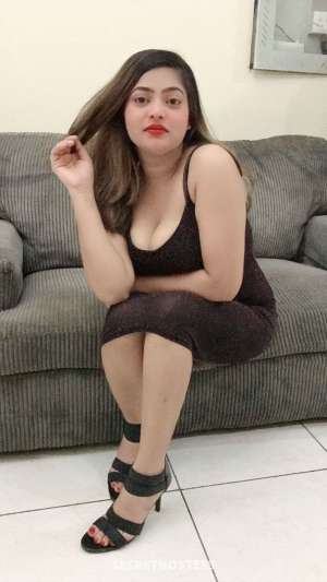23 year old Indian Escort in Ajman Meenakshi, escort
