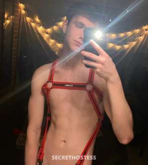 21 year old Escort in Berlin Twink Spicy, Male escort