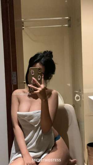 Chelsea 21Yrs Old Escort 150CM Tall Bali Image - 1