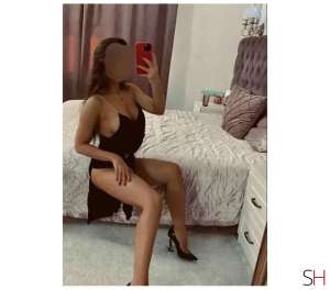 27 year old Latino Escort in Blackburn with Darwen Hi i.m Monica.., Independent