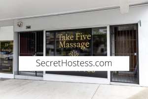 0 year old Chinese Escort in Coorparoo T5massage2