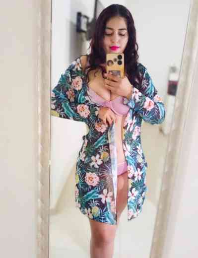 28 year old Arabic Escort in Sharm El Sheikh Gigi
