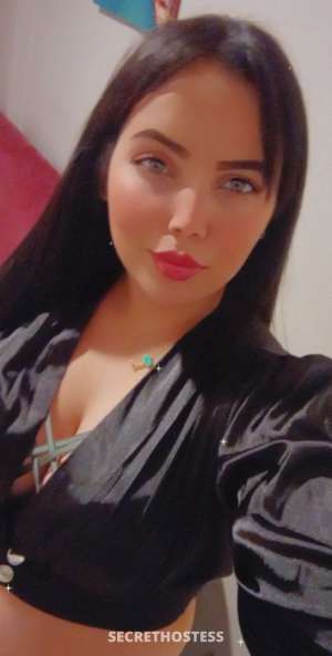 20 year old Escort in Al Manama Marwa, escort