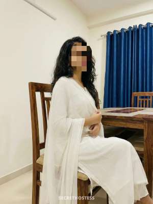 22 year old Asian Escort in Hyderabad Naina, escort