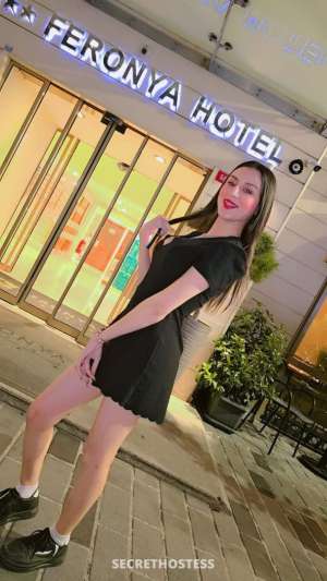 22 year old Escort in Istanbul Lolita, escort
