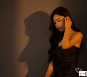 23 year old Escort in Derby . Whispering 4 Hands Massage – Soft as a Spell, 