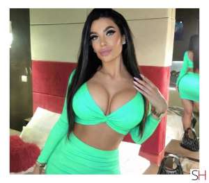 25 year old Escort in Crawley West Sussex Lora Brunette ✅NewInTown.Girl.NoRush, Independent