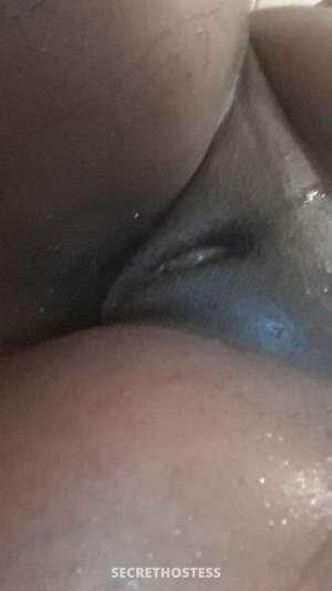 23 year old Escort in Staten Island NY hey Daddies cum see vanilla &amp; kush , catch a vibe 